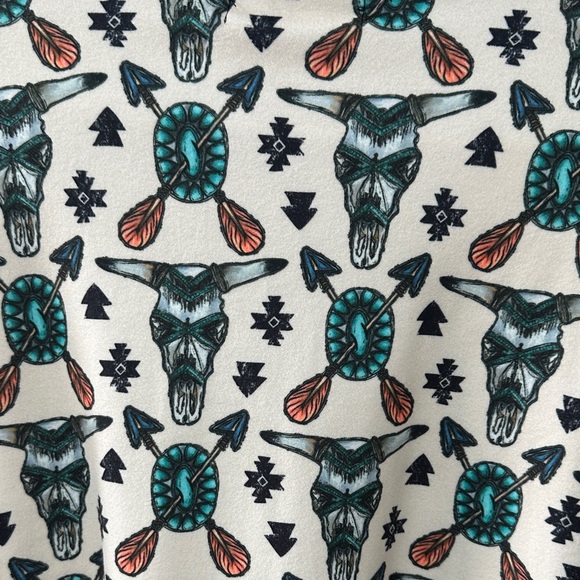 Sterling Kreek Thread Beige Western Skull Print Quarter Zip - Picture 5 of 6